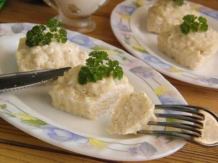 Steamed egg omelette is included in the diet for pancreatitis